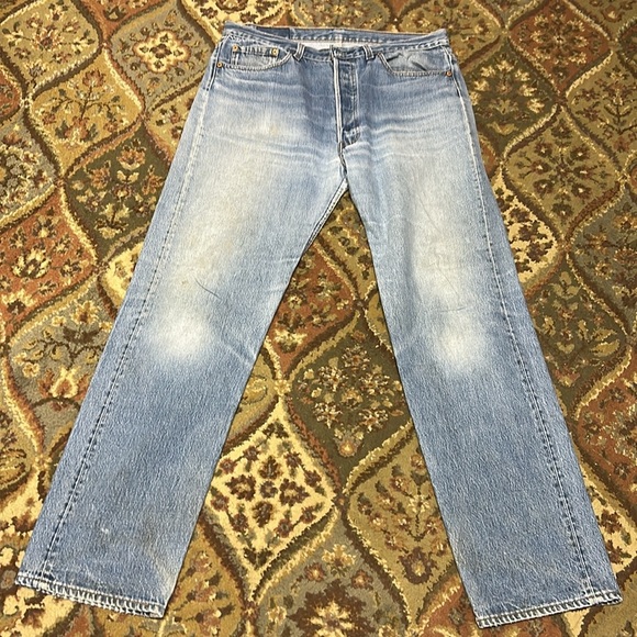 Levi’s 501 Men’s Button Front Denim Jeans W38 X L36 Broken In with Paint Spots - Picture 1 of 13